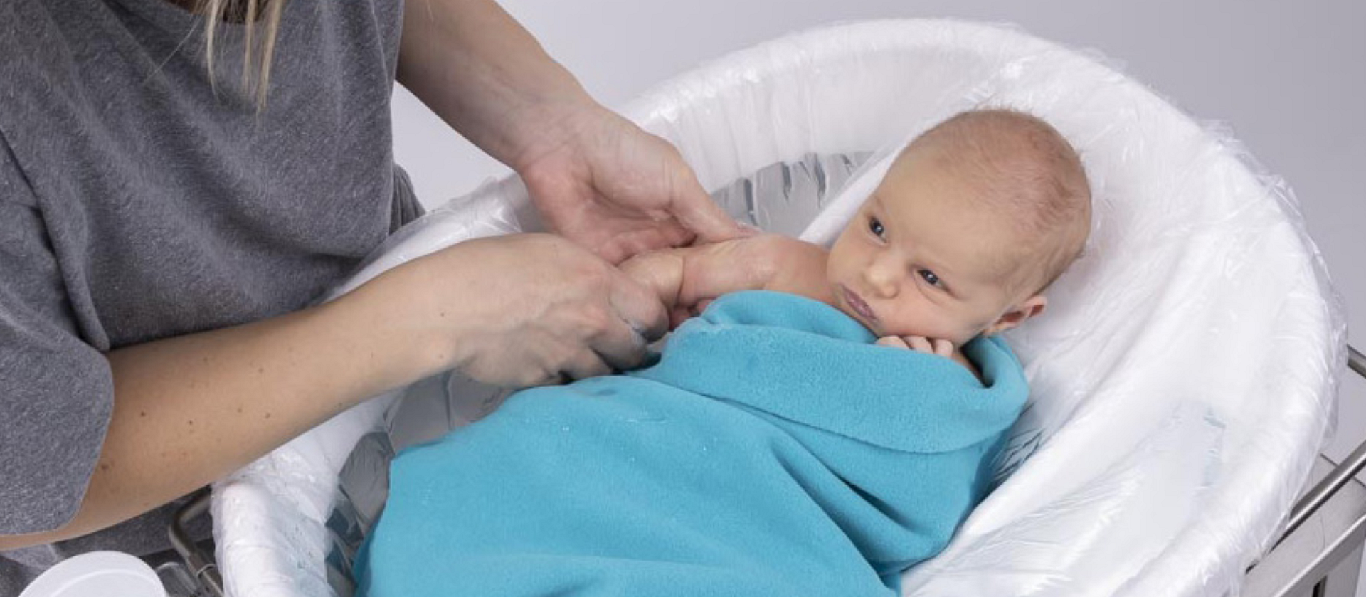 Koupání v zavinovačce (NEO)